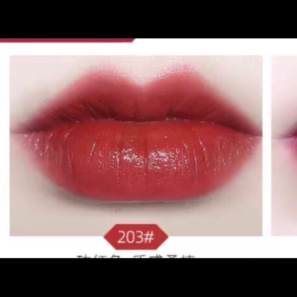 Lipsticks - Picture 6 of 6